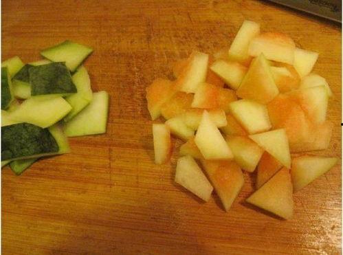 吃茄瓜可以吃鸡肉,营养美味两不误