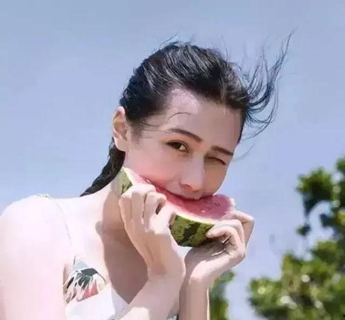 岳欣玥吃瓜,揭秘娱乐圈幕后故事