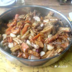 广丰区吃瓜,瓜果飘香，品味夏日田园风情